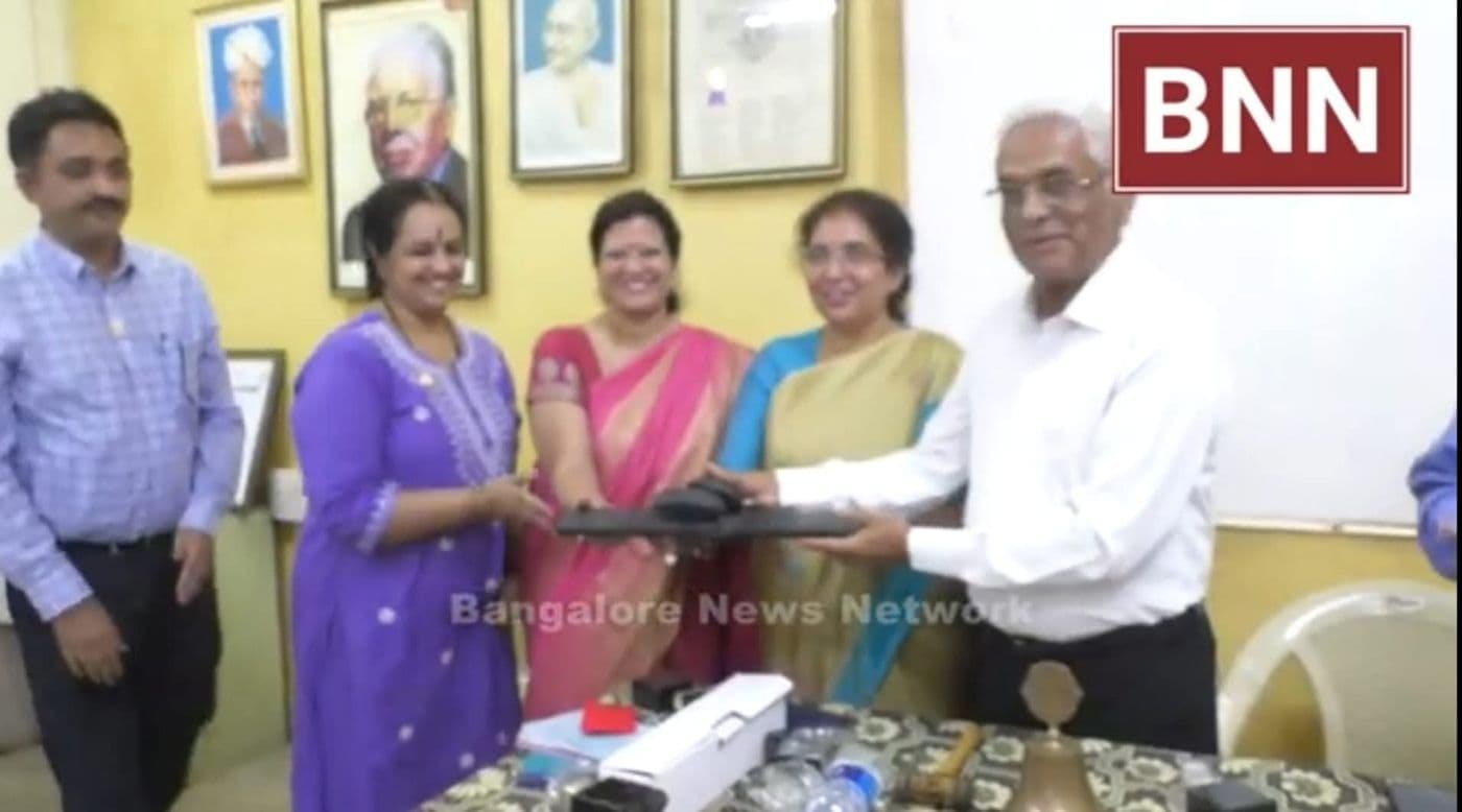 Felicitated by Distinguished Leaders, photo 1