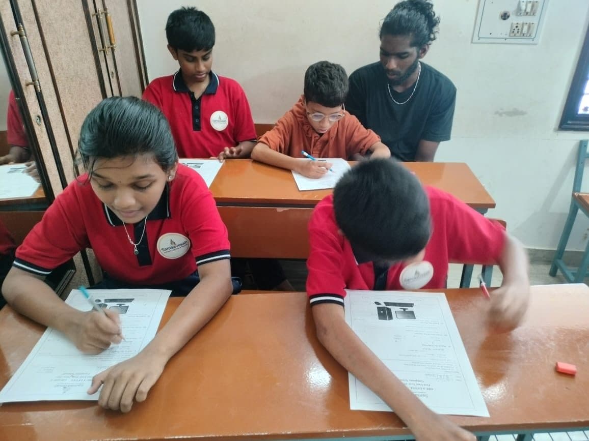 A learning session at Samaavesah Academy