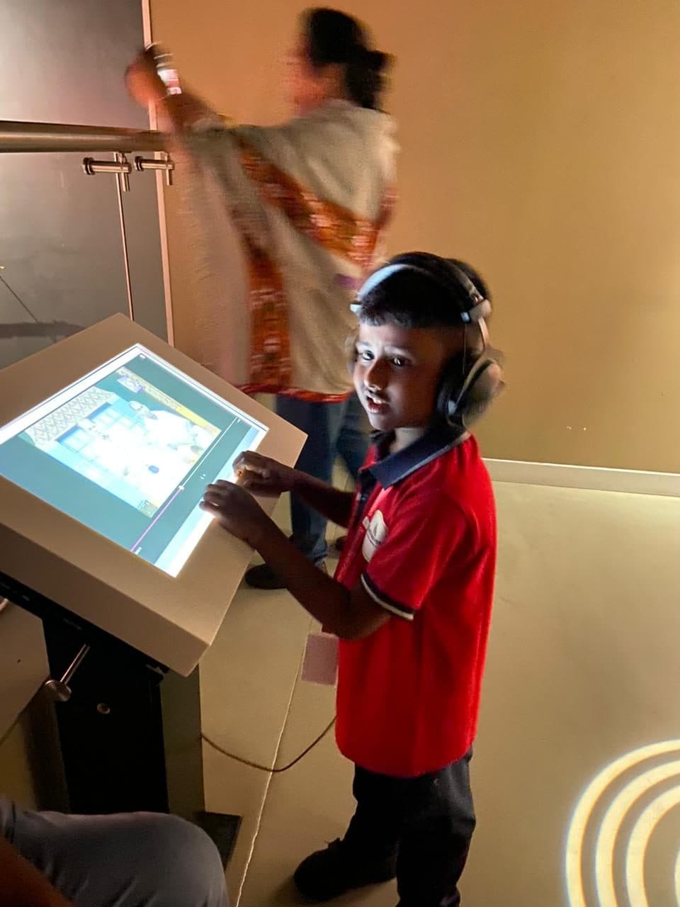 Art and play at Samaavesah