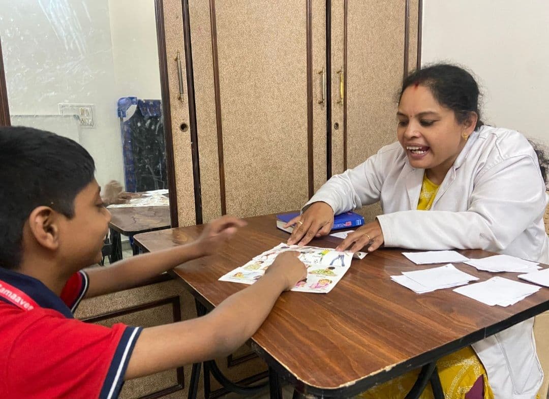 Picture-card session with a speech therapist